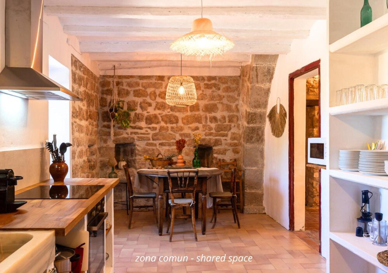 Masia Aubareda San Marti de Tous ภายนอก รูปภาพ